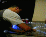 哥们这下嗨大了 - Buddy, this is big.