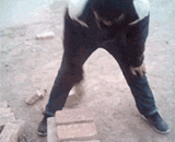 徒手劈砖劈石无压力，牛逼了！[3P] - There is no pressure to split the bricks with bare hands, and the cattle are forced! [3P]