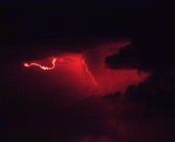 Red lightning!,红色闪电！