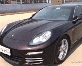 新买的豪车，就是开车门有点麻烦 - The new luxury car is a bit of a trouble opening the door