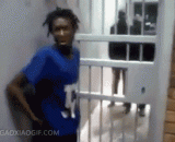 In the year of the Sao, where does the bone shrink work be practiced,骚年，缩骨功在哪练的