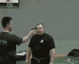 几招防身术，学着有用 - A few defensive skills, learning to be useful