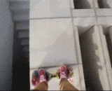 在楼顶边缘玩平衡车！看完我的腿已经不听我的使唤了 - Play a balance car on the top of the roof! I'm not listening to my legs after seeing my leg