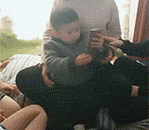 这群女禽兽，就不能冲着我来吗 - This group of animals and animals can't come to me