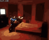 一个疯狂摩托车迷半夜上厕所都要开下摩托 - A crazy motorcycle fan who goes to the toilet in the middle of the night needs to drive his motorcycle.