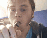 逗比教你如何吐烟圈 - The tease teaches you how to spit a circle of smoke