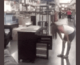 The powerful weapons used by mothers all over the world,全世界妈妈通用的强大武器