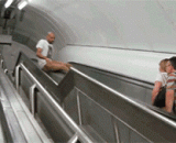 If you don't act hard, we can still take the elevator.,如果你不装逼，我们还能好好的坐电梯