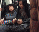 好可怜，一定是饿了很久了！ - Poor, must have been hungry for a long time!