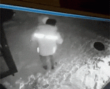 好吓人，脑袋都摔碎了！ - So scary, my head is broken!