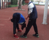 We need to be cautious about turning a somersault family failure series GIF dynamic chart. (multi graph),翻跟头亲亲失败系列gif动态图 翻跟头需谨慎！(多图)