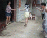 一家老少，其乐融融 - A family of old and young, happy and harmonious