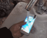 老板，这就是你说的免费刷机？？能不能加点洗洁精？ - Boss, is this the free brush you said?? Can you add some detergent?