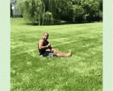 大叔这坐地后空翻简直吊炸了 - Uncle this is a back somersault