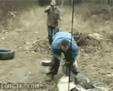 有个神经病朋友做事总是让人不安心 - A neurotic friend is always unsettling