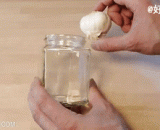Teach you how to peel garlic without hand,教你如何不用手剥大蒜