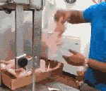 感觉这个工作干个5年，手指肯定不全 - Feeling this job for 5 years, the fingers are not complete