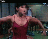 电影《情逢敌手》妹子秀肌肉搞笑gif截图 - The movie 