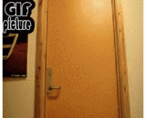 My sister, the door is good to see,妹子，开门有好东西看