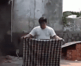 The magic of a good cow, the man vanishes in a moment,好牛逼的魔术，人瞬间消失