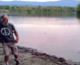 Master to teach you to play with water drift, good fraud!,大爷教你玩打水漂，好流弊！