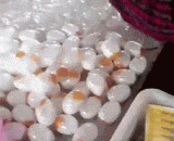 这个是鸡蛋玩具？ - Is this an egg toy?