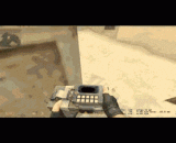 这么多人围攻一个桶 有意思嘛 - It's interesting that so many people siege a bucket.