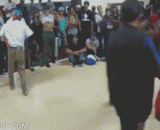 The cattle bunker turned over and was stunned.,牛人碉堡的翻跟头，惊呆了