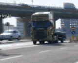 把卡车开得这么风骚，你爸妈造吗？ - Do your parents make the truck so coquettish?