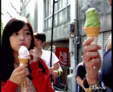 当你发现朋友买的口味看起来更好吃 - When you find that your friend's taste looks better