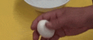 快速剥鸡蛋的方法 [2P] - A quick method of peeling eggs [2P]